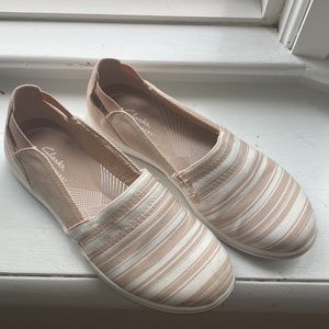 Cloudsteppers by Clarks Womens Breeze Step beige slip on flats Loafers US 7 M